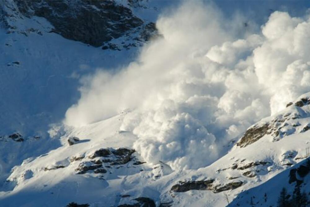 illustration of a snow avalanche